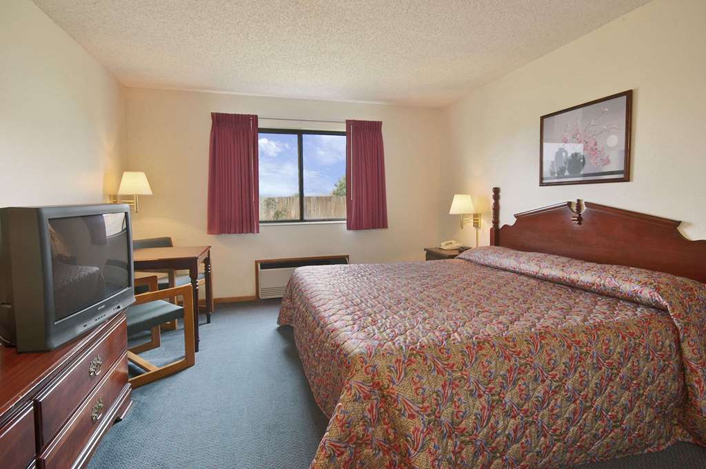 Super 8 Winterset Quarto foto